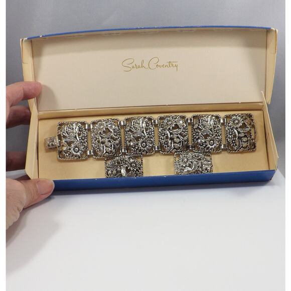 Sarah Coventry Book Chain Floral Bracelet Earrings Set, 1960s, Original Box - Picture 7 of 10